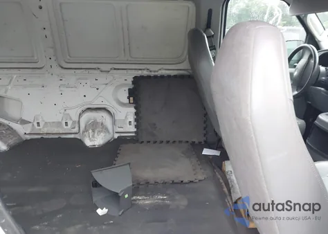 2003 Ford E-150 Commercial from USA, damaged, VIN 1FTRE14253HA07056